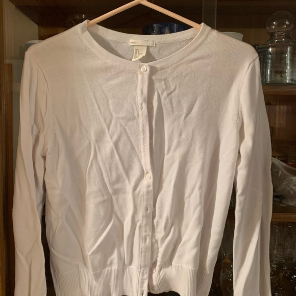 Cardigans - Picture 2 of 3